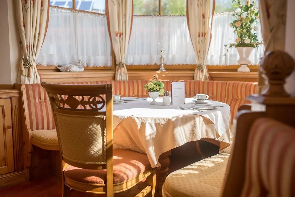 B&B Landhaus Gruenau 왈스