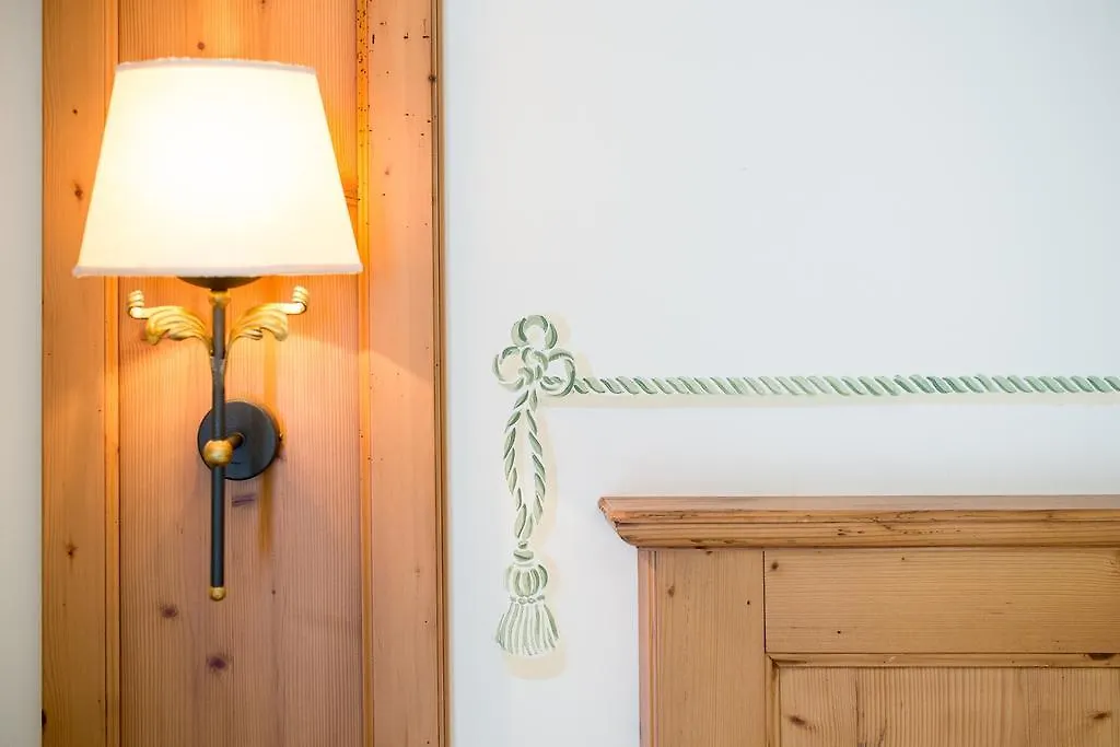 Landhaus Gruenau 왈스 B&B